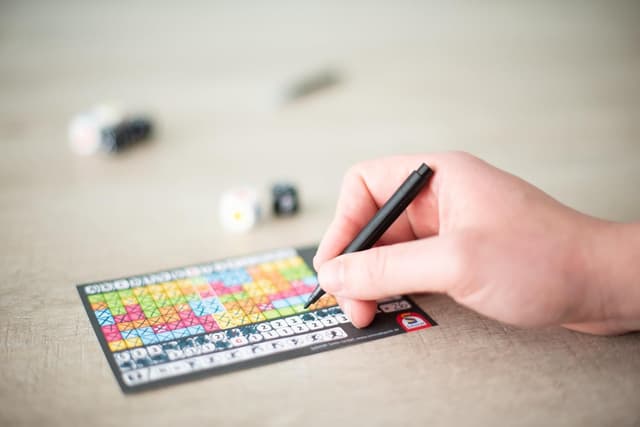 Thumbnail 4 de Schmidt 88163 jeu de dés 🎲