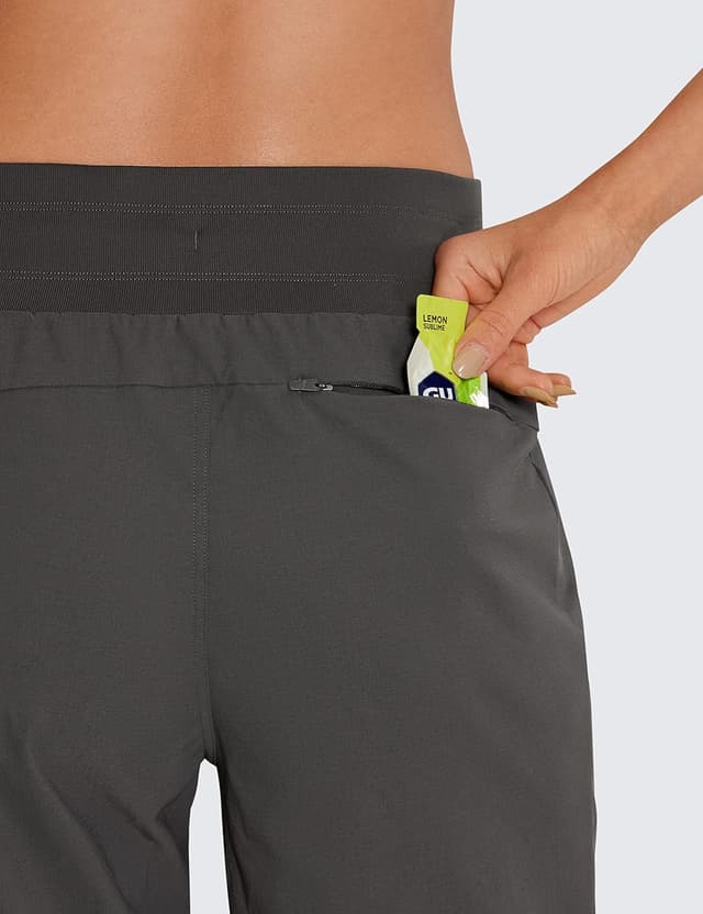 Detalle 2 de CRZ YOGA women’s joggers with elastic waistband, pockets and ripstop fabric (27.5" inseam)