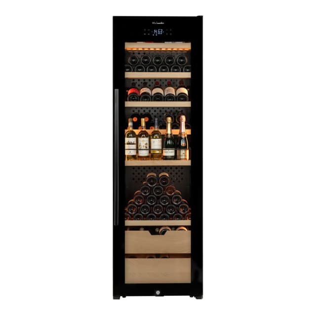 Detalle de La Sommelière Vinoteca para 177 botellas VIP177EDITION con bandejas de madera