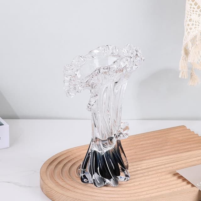 Detalle 2 de Vase LINYTHER en verre soufflé à la main dégradé bleu/blanc transparent, style mer et vagues