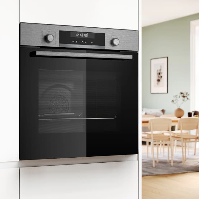 Detalle de Bosch HBG578ES7 horno multifunción 65 L
