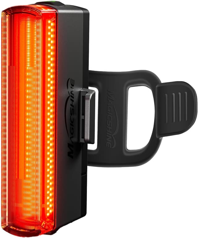 Detalle de Magicshine SEEMEE 50 V2.0 rear bike tail light with USB-C recharge