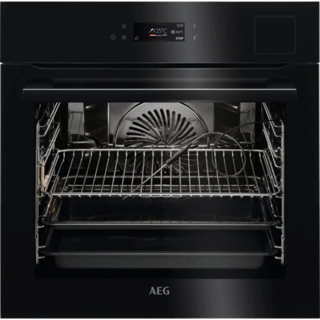 Detalle de AEG Serie 9000 SteamPro Horno 70L A++