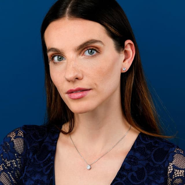 Detalle de namana Collana in Argento Sterling 925 con ciondolo rotondo di zirconia e zirconi colorati o bianchi