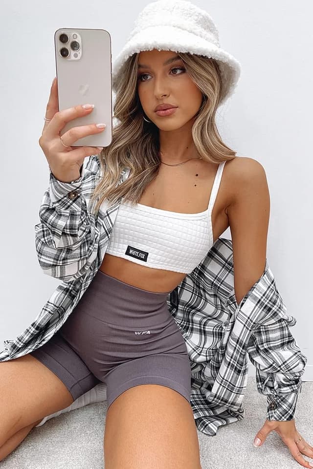 Detalle 2 de CHYRII Women’s Plaid Flannel Button-Down Shacket (Long Sleeve) with Pockets