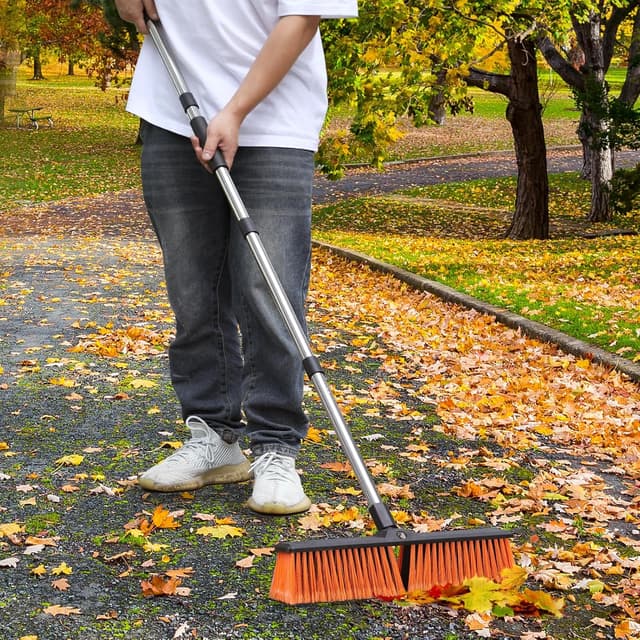 Detalle 2 de Mitclear 18IN Garden Broom