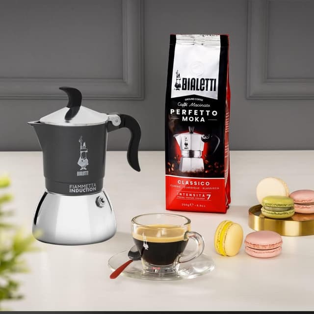 Detalle de Bialetti Fiammetta Cafetera Inducción 2 Tazas, Diseño Elegante