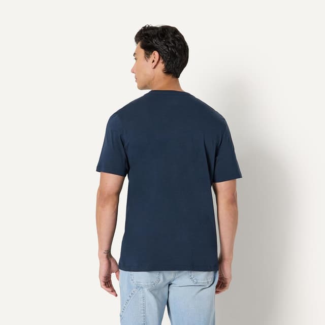 Detalle de Amazon Essentials Men’s Regular-Fit Short-Sleeve Crewneck T-Shirt