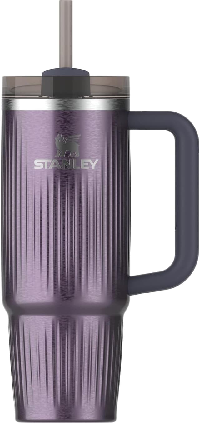 Detalle 2 de STANLEY Quencher H2.0 Tumbler with Handle & Straw (64 oz) — FlowState 3-Position Lid, Lilac
