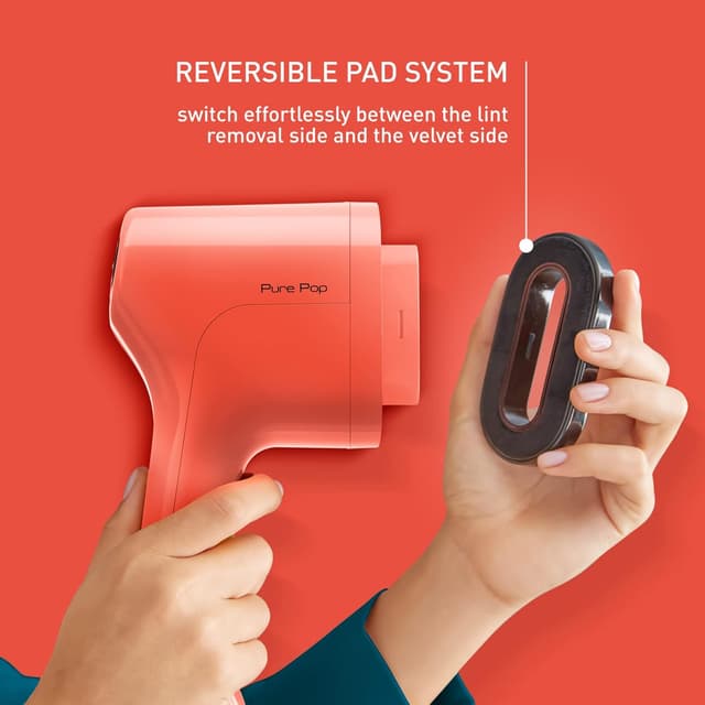 Detalle de Tefal Pure Pop Slim DT2022 handheld clothes steamer (red) – ready in 15 seconds, no ironing board needed