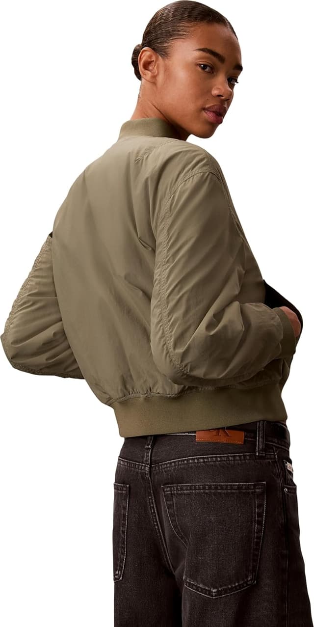 Detalle 2 de Calvin Klein Women’s Essential Nylon Bomber Jacket (LV047F505G)