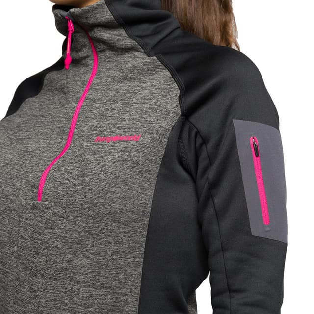 Detalle de Trangoworld Brenta: forro polar de mujer bi-elástico con cuello alto y bolsillos