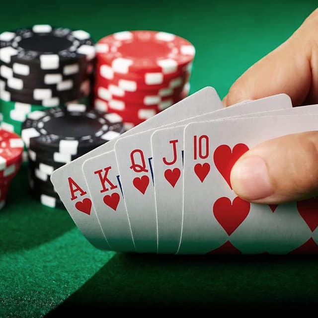 Detalle 2 de PLAYWUS Pokerkoffer mit 500 Laserchips, 2 Pokerdecks & 3 Button – Komplettset im Aluminiumkoffer