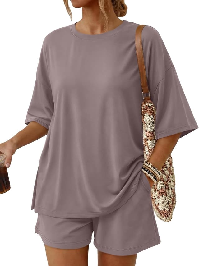 Detalle de LILLUSORY Summer Lounge Wear Sets for Women: oversized T-shirt and shorts co-ord with pockets