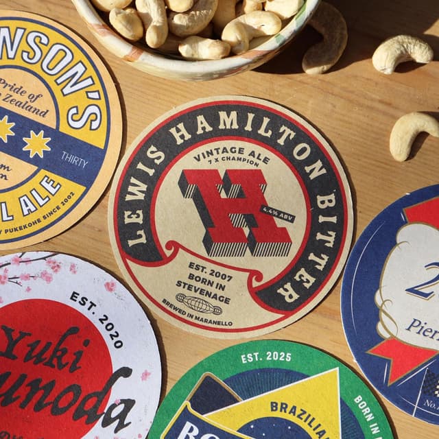 Thumbnail 5 de Formula 1 Beer Mats x10