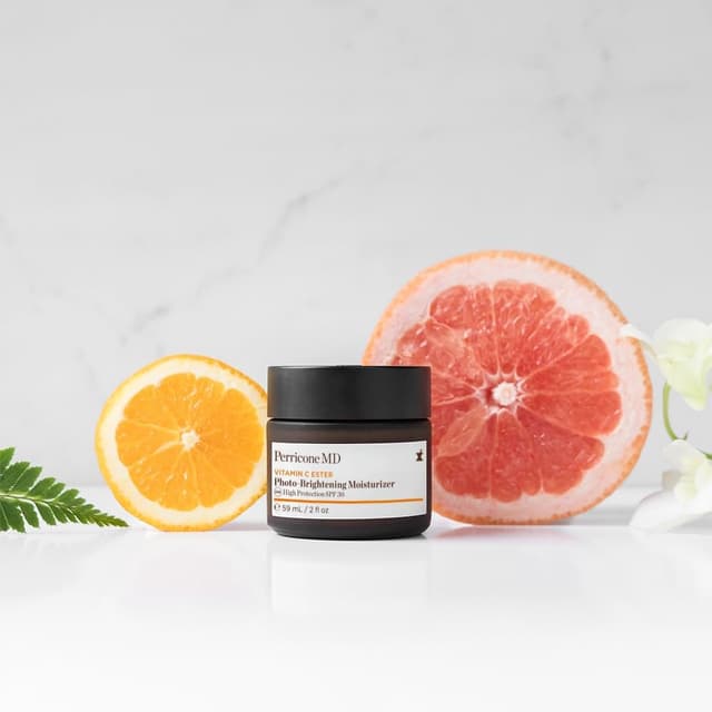 Detalle de Perricone MD Vitamin C Ester Photo-Brightening Moisturizer SPF 30 crema idratante anti-età