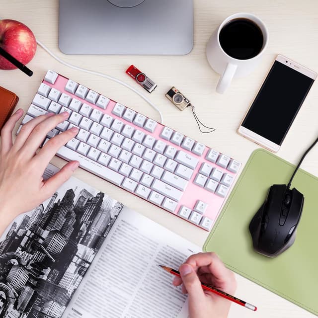 Detalle de AiQInu Tapis de souris 280x200 mm en PU cuir double face (beige, vert)