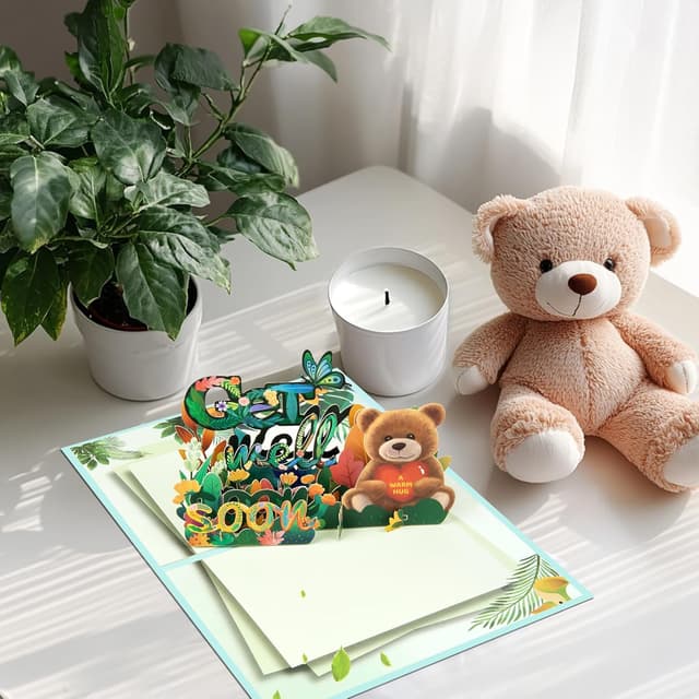 Detalle de Bear Hug pop-up get well card set
