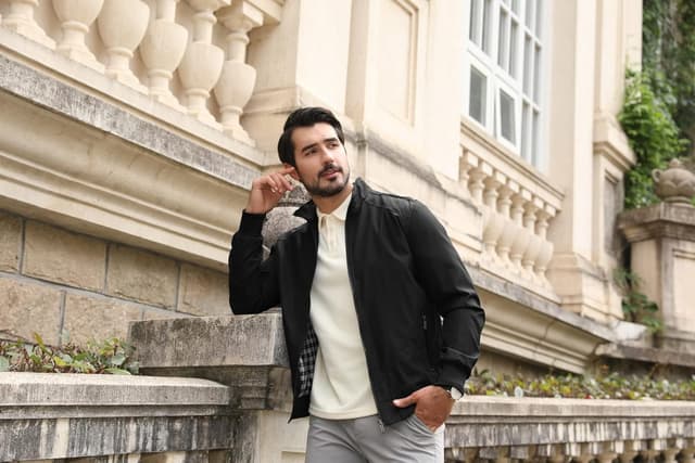 Detalle de Blouson homme léger Allthemen, veste militaire chaude à col montant pour mi-saison