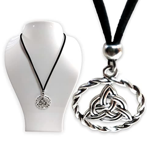 Detalle de Collar Nudo de Bruja WORLD GOBLINS en antelina negra (50 cm) con amuleto de protección y bolsa de yute