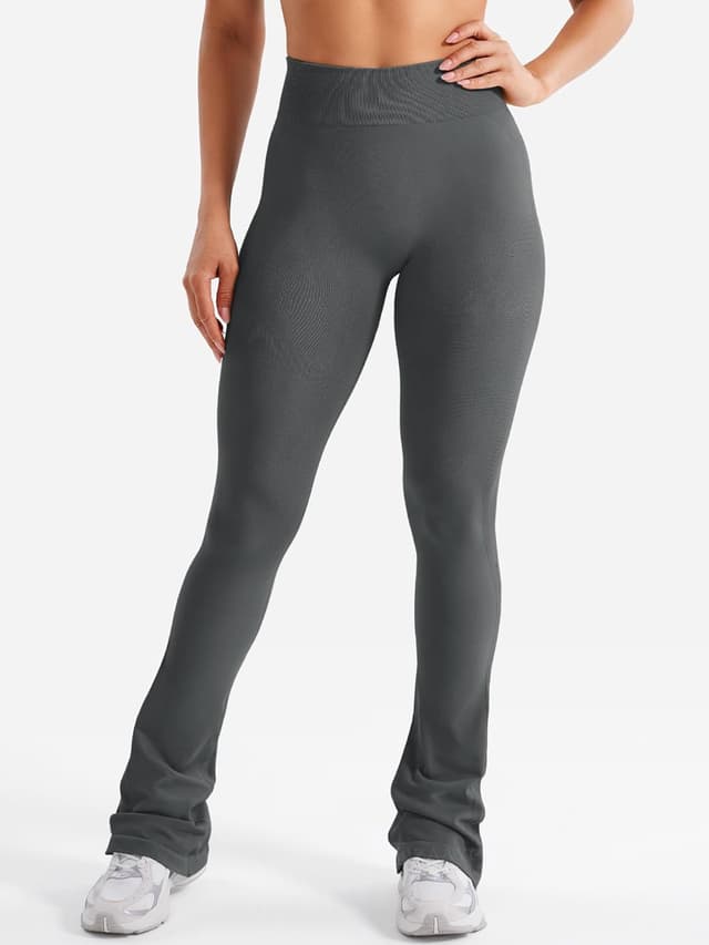 Detalle de ZAAYO Flared Leggings Damen mit Invisible Scrunch & hoher Taille