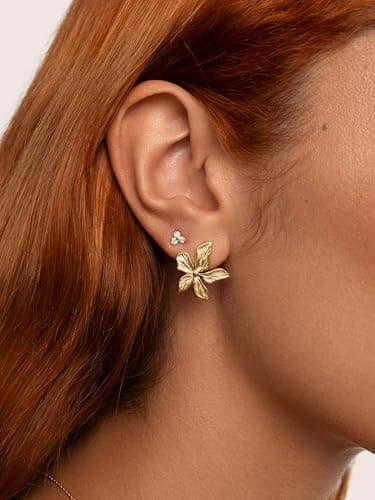 Detalle 1 de SINGULARU Jasmine Pendientes flor 18Kt