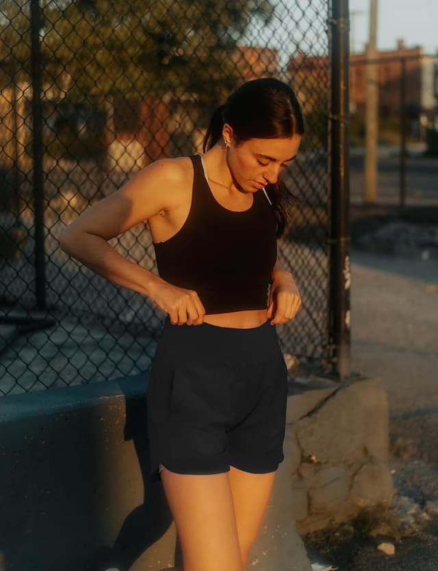 Detalle 1 de baleaf Women's 5" Workout Shorts