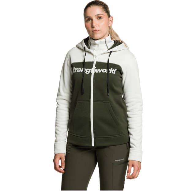 Detalle de Trangoworld Liena v02 chaqueta de mujer con capucha fija para trekking y senderismo