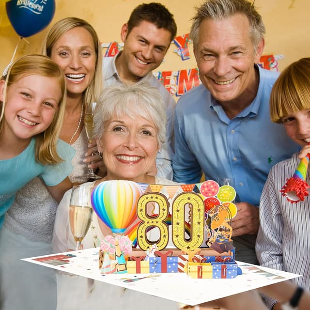 Thumbnail 6 de 80th Birthday 3D Pop Up Greeting Card (Born in 1946) with Envelope