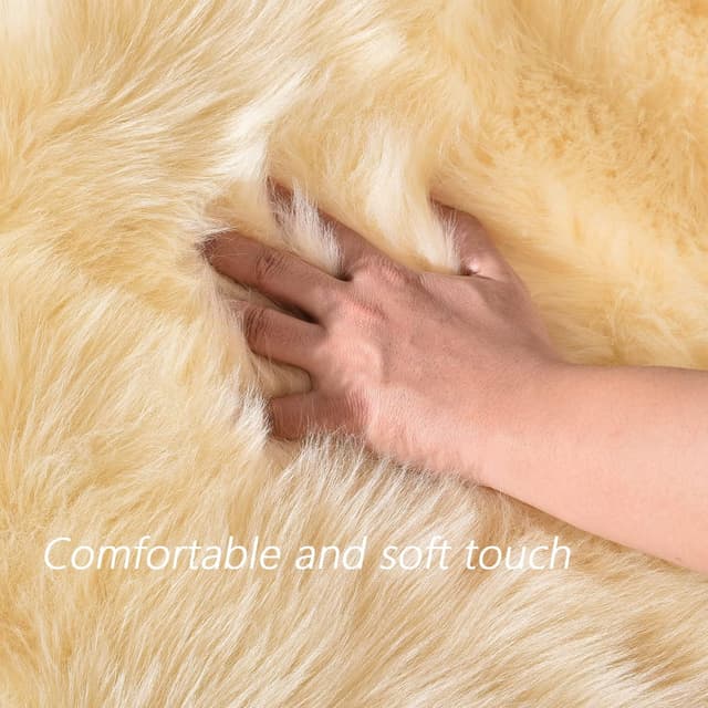 Detalle 2 de Latepis Yellow Faux Fur Area Rug, 6x9 Rectangle (Washable Sheepskin-Style)