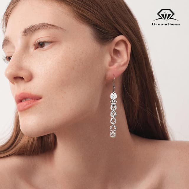 Detalle de Dreamtimes 7 Chakra-Ohrringe aus Edelstahl für Frauen mit spirituellem Heilungsanhänger