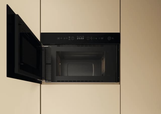 Thumbnail 5 de Bauknecht BMN14BK Kombi-Einbaumikrowelle