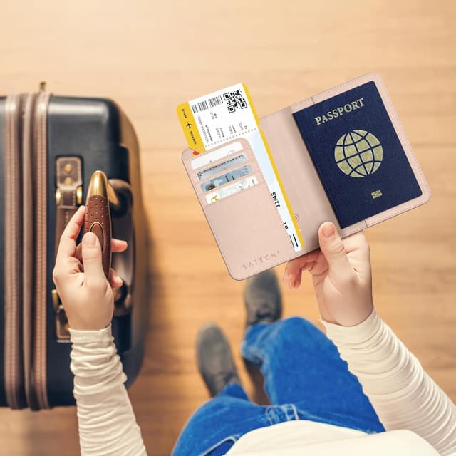 Thumbnail 6 de Satechi Passport Holder for Travel with Find My, Wireless Charging, RFID Protection (Desert Rose)