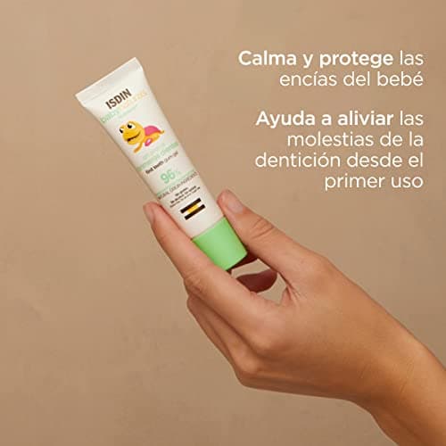 Detalle de ISDIN Babynaturals Primeros Dientes gel gingival para proteger las encías del bebé (30 ml)