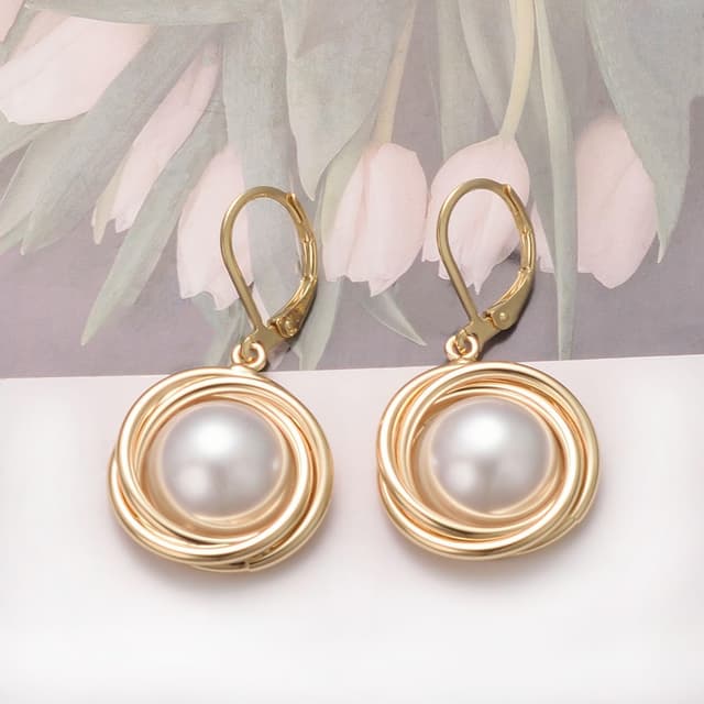 Detalle de Vissen Perlen-Anhänger-Ohrringe für Damen mit Leverback, vergoldet und hypoallergen