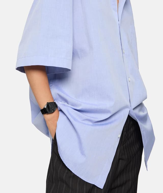 Detalle de Liebeskind Berlin Jump Hour Quarzuhr aus Edelstahl