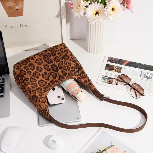 Thumbnail 6 de KALIDI Vintage Vegan Leather Tote Bag with Zip – Women’s Hobo Work Bag with Adjustable Strap