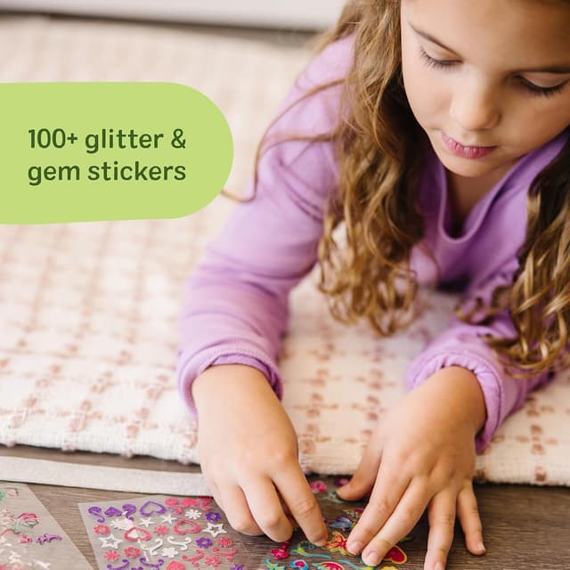 Detalle de Melissa & Doug „Entwirf Deine eigenen Armbänder“ – Kreativ-Set mit 4 Armbändern, Funkelsteinen & Glitzerstickern