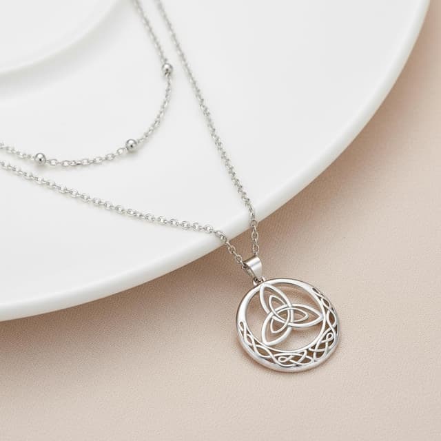 Detalle de Collier pour femme en argent sterling 925 J.MUEN – pendentif nœud de sorcière, chaîne 45 + 5 cm avec boîte cadeau