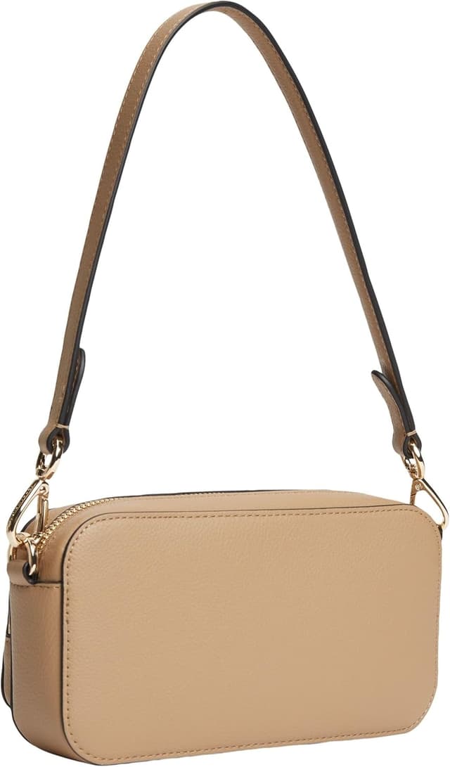 Detalle de Tommy Hilfiger TH Daily Camera Bag AW0AW18377 Crossover