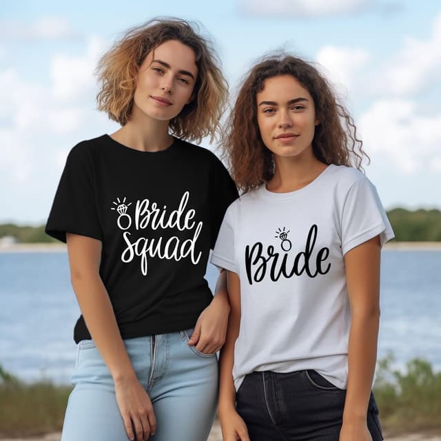 Detalle de Qskall hen party T-shirt: Bride to Be “Bride Squad” crew neck top