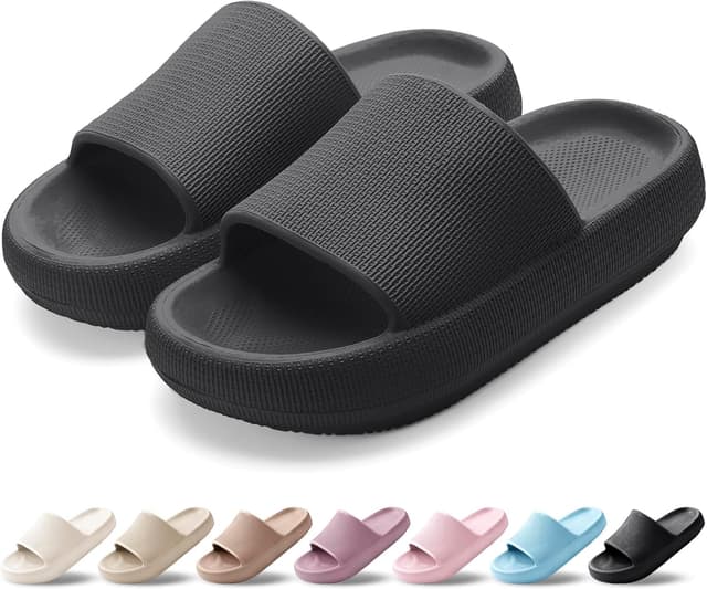 Detalle de VAVOBIS Cloud Sliders lightweight non-slip slippers with thick sole