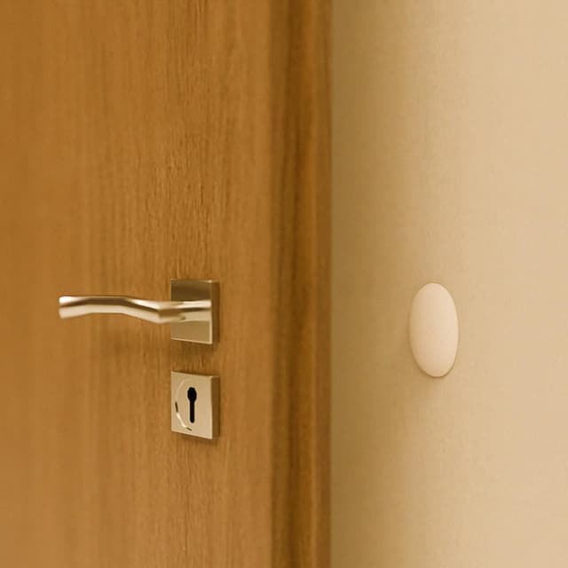 Thumbnail 3 de ERKO Fermaporta adesivo bianco 10 pezzi 40×40×8 mm 🏠