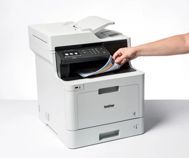 Detalle de Brother DCP-L8410CDW Farblaserdrucker