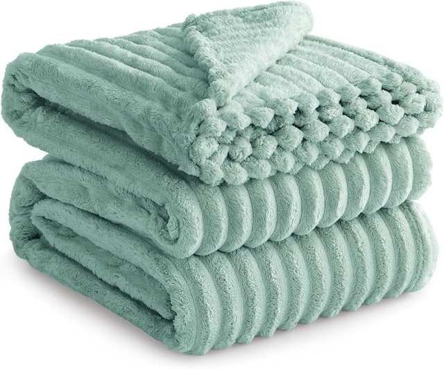 Detalle de RUIKASI Fleece Throw Blanket 230x270cm 🛋