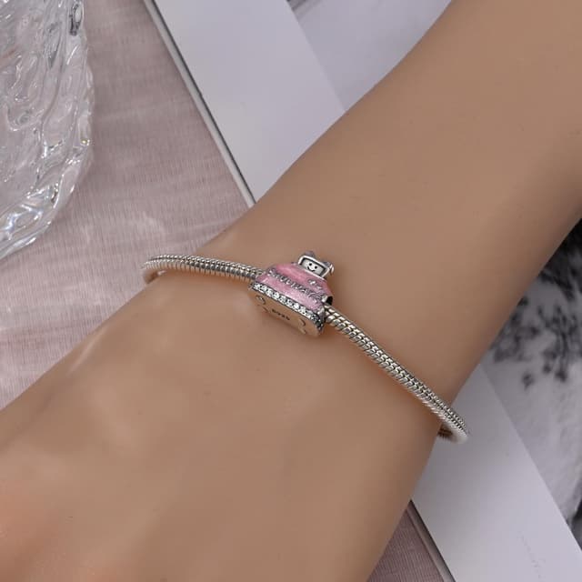 Detalle de Bracciale donna LIGHTDOG in argento 925 con charm Pace Mondiale per Pandora e bracciali europei