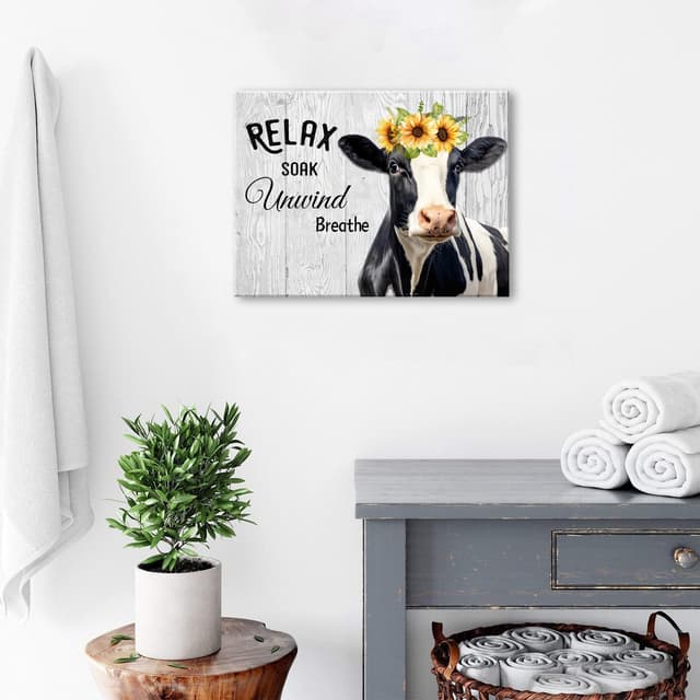 Detalle 2 de Funny Cow Bathroom Wall Art (Relax Soak Unwind Breathe) 30 x 40 cm rustic farmhouse cow print