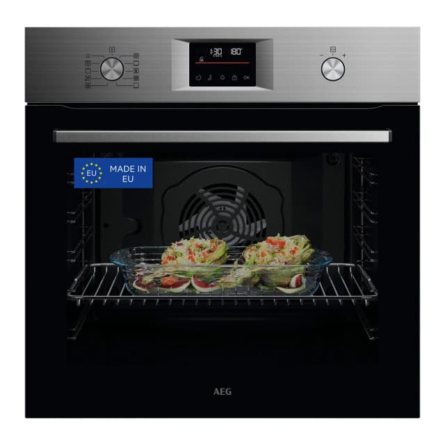 Detalle de AEG TU5PB43SM horno multifunción con 9 funciones