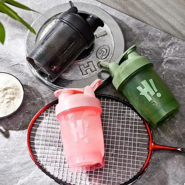 Detalle de Vllcsla Protein Shaker Bottle Small 350ml (BPA-free, leak-proof) with mixing ball and measurements – Pink