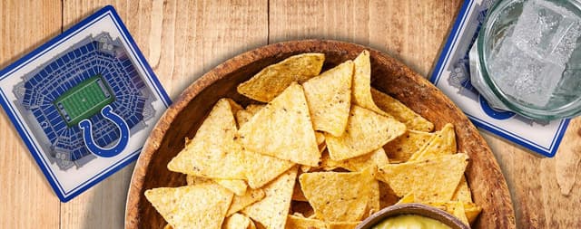 Detalle 2 de YouTheFan NFL Indianapolis Colts 3D StadiumView Coasters (Lucas Oil Stadium) — 4" x 4" 3D acrylic drink coasters